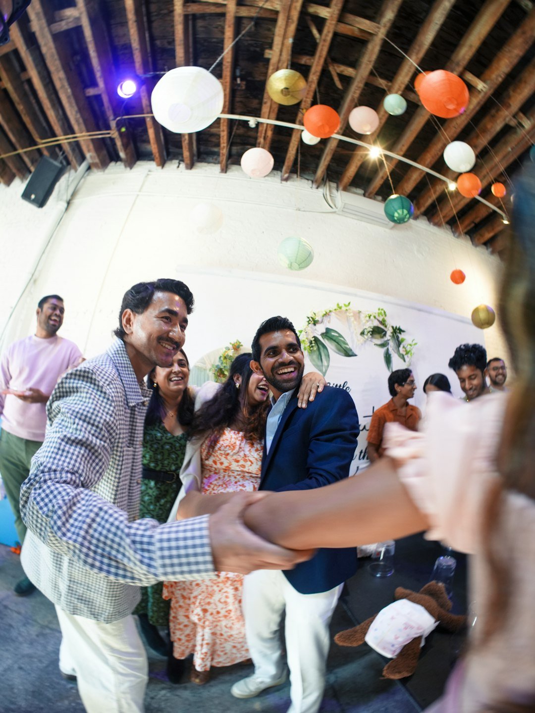 hero people-dancing-and-celebrating-at-a-party-j9uj0nuw8r4